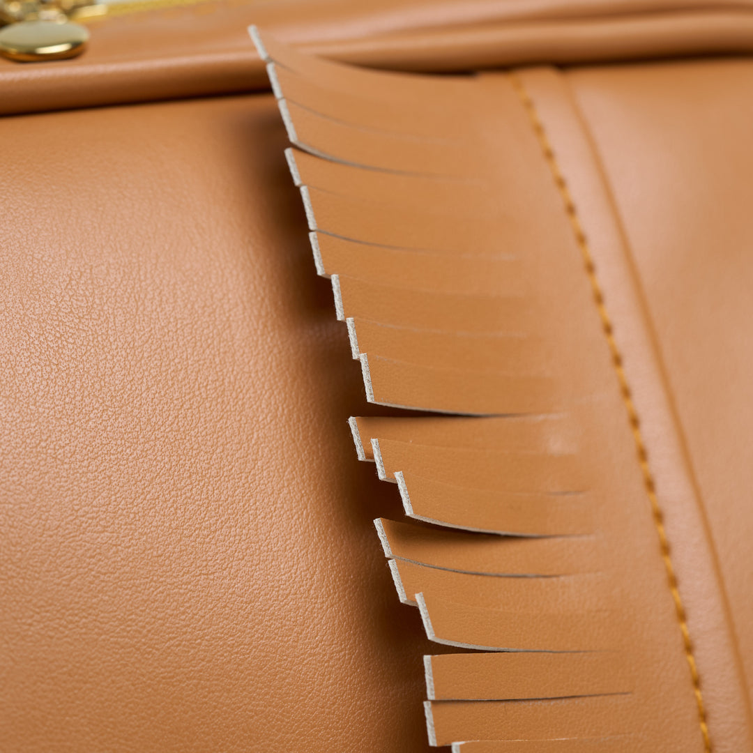 Umhängetasche Fleur – Frontdetail – Milla von Cosy